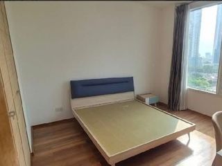 For rent 3 bedrooms condo in Sathon, Bangkok