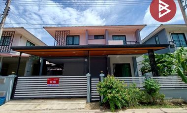 Casa en venta de 3 habitaciones en Ban Phaeo, Samut Sakhon