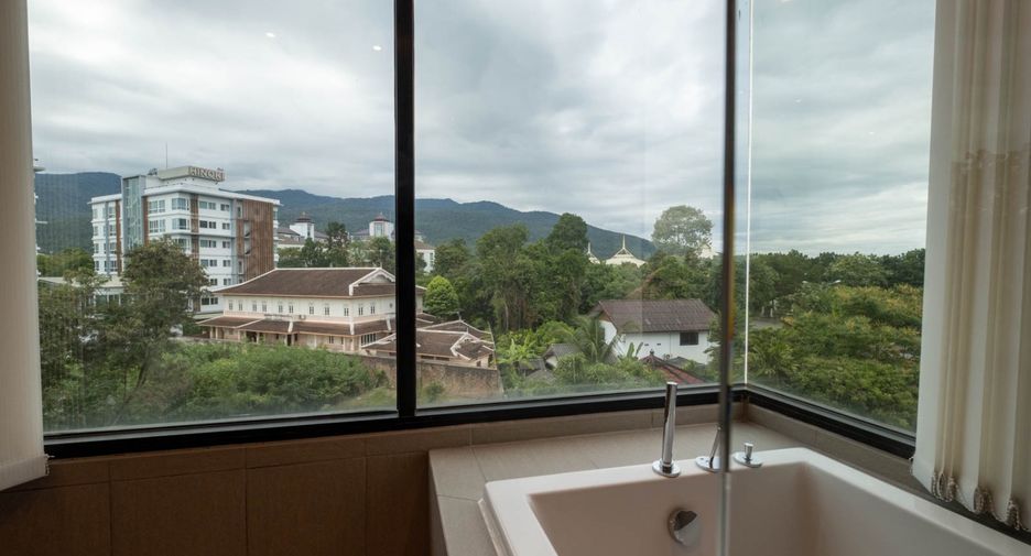 For sale 3 bedrooms condo in Mueang Chiang Mai, Chiang Mai