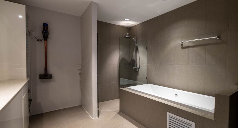 For sale 3 bedrooms condo in Mueang Chiang Mai, Chiang Mai