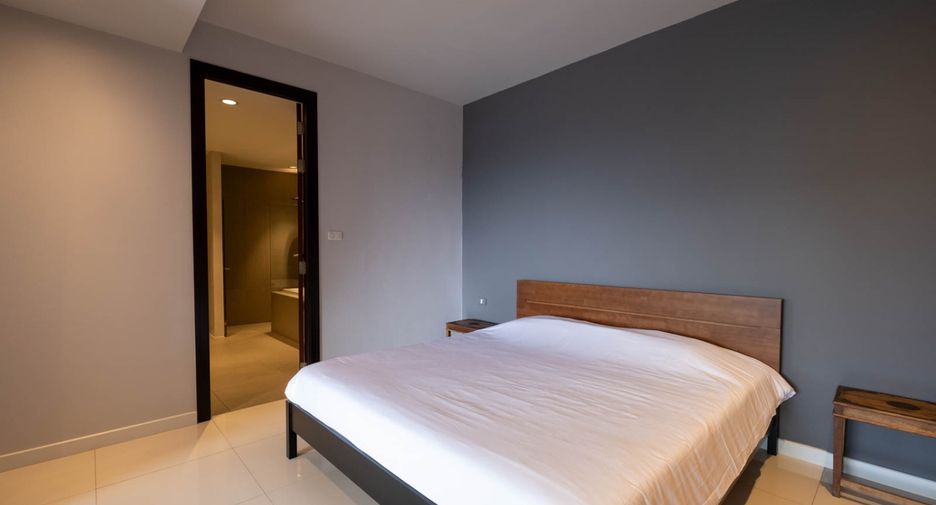For sale 3 bedrooms condo in Mueang Chiang Mai, Chiang Mai