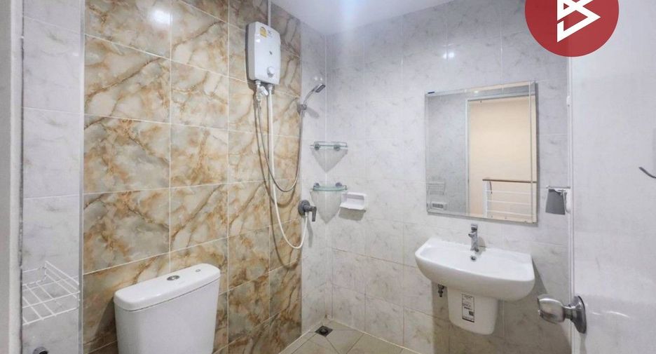 Reihenhaus zum Kauf mit 4 Zimmer in Bang Bua Thong, Nonthaburi
