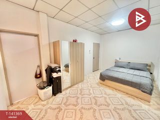 For sale 4 ベッドルーム townhouse in Phra Samut Chedi, Samut Prakan