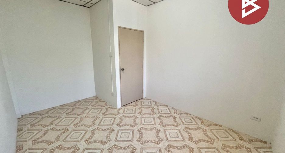 Casa adosada en venta de 4 habitaciones en Phra Samut Chedi, Samut Prakan