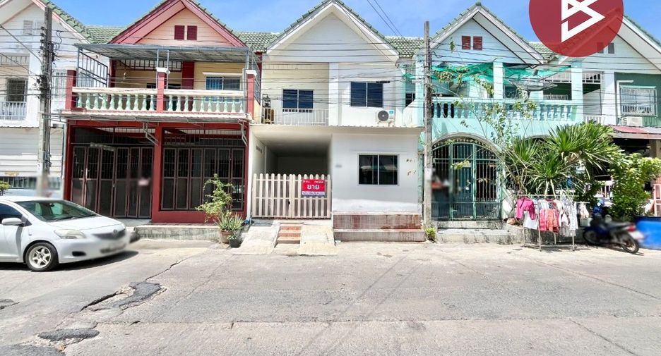 Casa adosada en venta de 4 habitaciones en Phra Samut Chedi, Samut Prakan