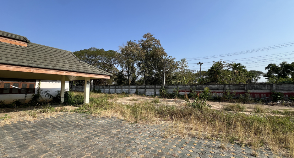 À louer terrain à Mueang Lamphun, Lamphun
