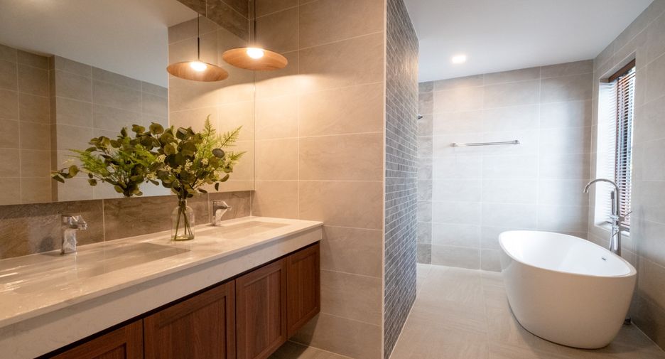 Casa en venta de 4 habitaciones en Mueang Chiang Mai, Chiang Mai