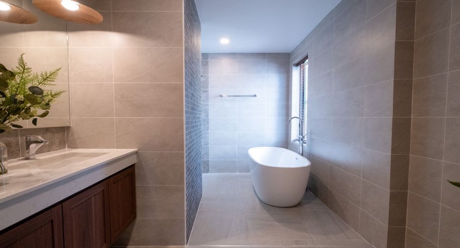 Casa en venta de 4 habitaciones en Mueang Chiang Mai, Chiang Mai