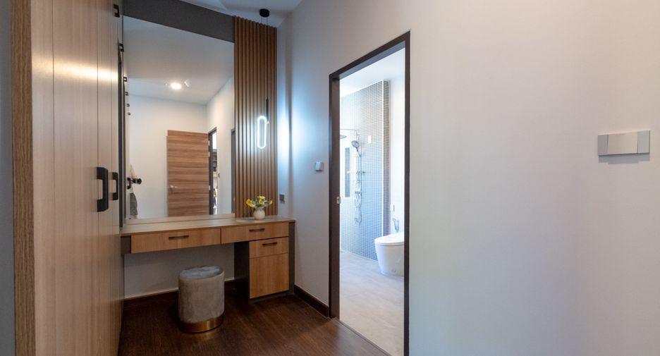 Casa en venta de 4 habitaciones en Mueang Chiang Mai, Chiang Mai