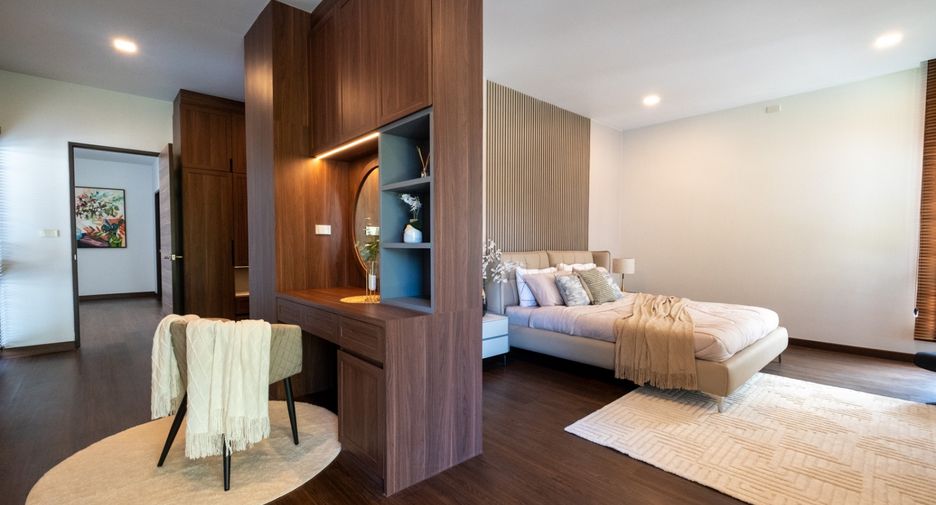 Casa en venta de 4 habitaciones en Mueang Chiang Mai, Chiang Mai