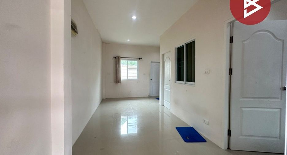 À vendre 2 chambres maison de ville à Mueang Saraburi, Saraburi