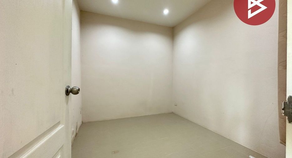 À vendre 2 chambres maison de ville à Mueang Saraburi, Saraburi