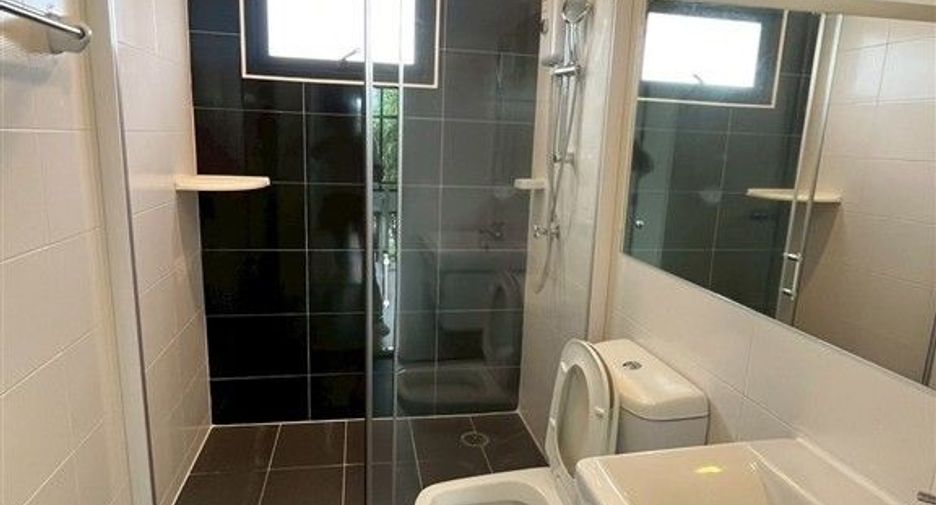 For sale 3 ベッドルーム house in Mueang Pathum Thani, Pathum Thani