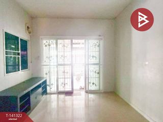 For sale 4 bedrooms townhouse in Bang Khun Thian, Bangkok