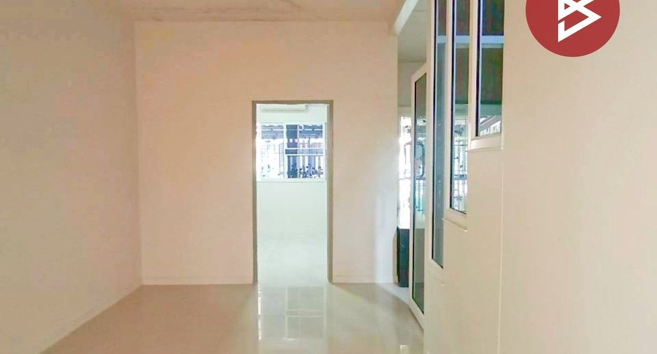 Reihenhaus zum Kauf mit 4 Zimmer in Bang Khun Thian, Bangkok