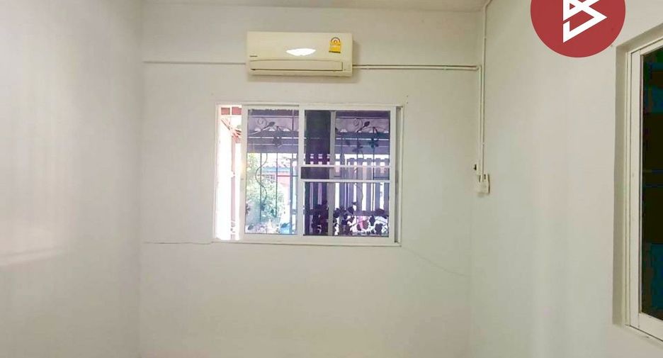 Reihenhaus zum Kauf mit 4 Zimmer in Bang Khun Thian, Bangkok