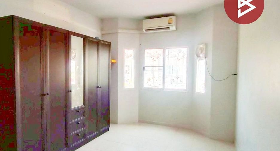 Reihenhaus zum Kauf mit 4 Zimmer in Bang Khun Thian, Bangkok