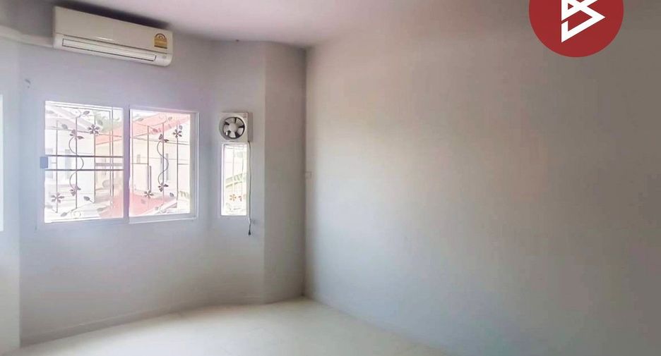 Reihenhaus zum Kauf mit 4 Zimmer in Bang Khun Thian, Bangkok