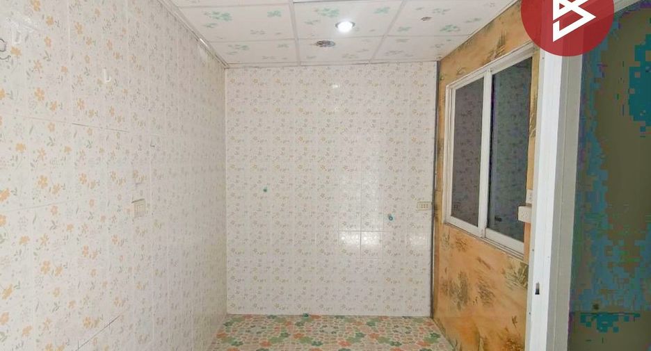 Reihenhaus zum Kauf mit 4 Zimmer in Bang Khun Thian, Bangkok
