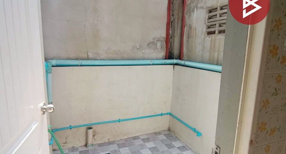 Reihenhaus zum Kauf mit 4 Zimmer in Bang Khun Thian, Bangkok