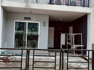ให้เช่า และ ขาย 3 ห้องนอน ทาวน์เฮ้าส์ ใน บางขุนเทียน, กรุงเทพฯ