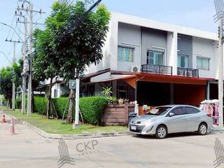 ให้เช่า และ ขาย 3 ห้องนอน ทาวน์เฮ้าส์ ใน บางขุนเทียน, กรุงเทพฯ
