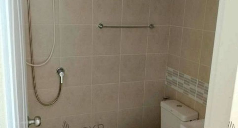 For rent and for sale 3 bedrooms townhouse in Bang Khun Thian, Bangkok