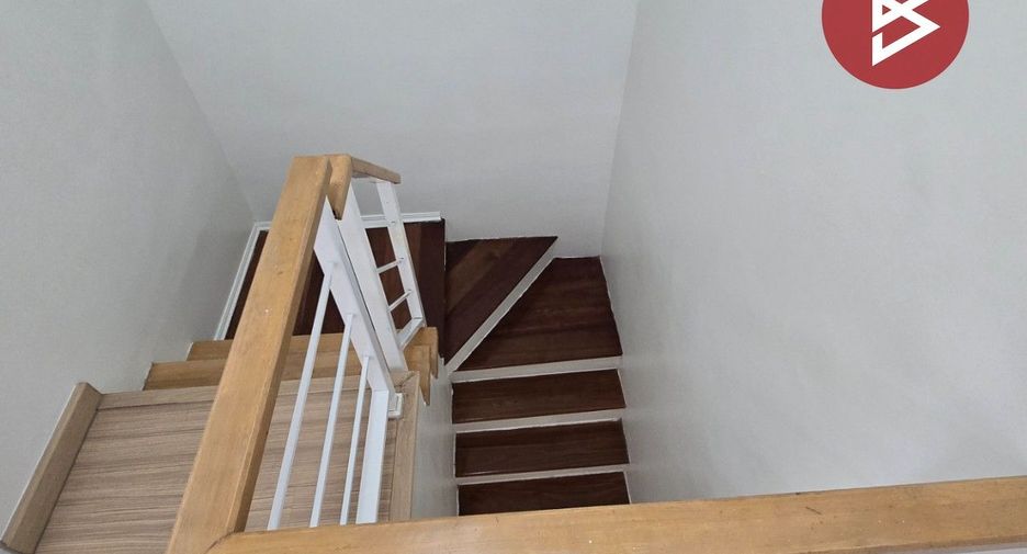 For sale 3 ベッドルーム townhouse in Nong Khaem, Bangkok