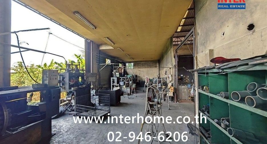 Almacén en venta de 4 habitaciones en Nakhon Chai Si, Nakhon Pathom
