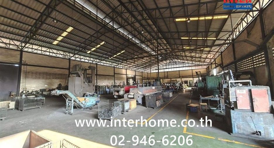 Almacén en venta de 4 habitaciones en Nakhon Chai Si, Nakhon Pathom