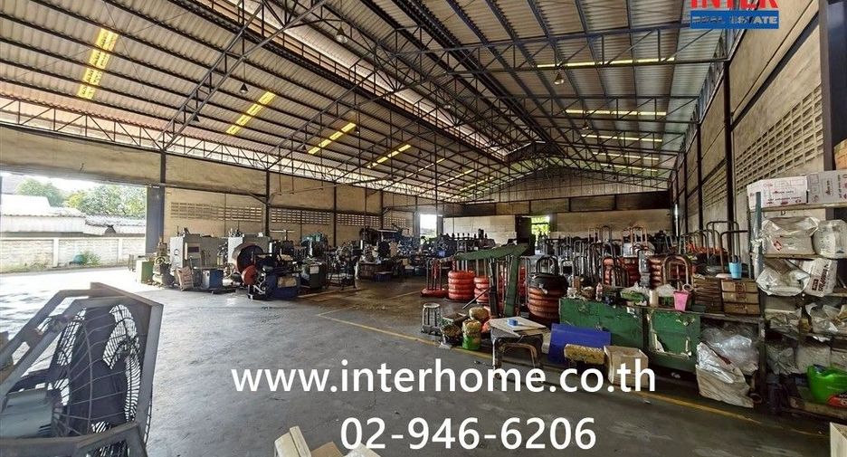 Almacén en venta de 4 habitaciones en Nakhon Chai Si, Nakhon Pathom