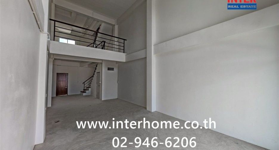 For sale 3 bedrooms retail Space in Mueang Nakhon Pathom, Nakhon Pathom