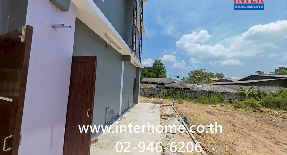 For sale 3 bedrooms retail Space in Mueang Nakhon Pathom, Nakhon Pathom
