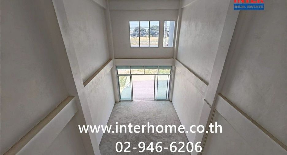 For sale 3 bedrooms retail Space in Mueang Nakhon Pathom, Nakhon Pathom