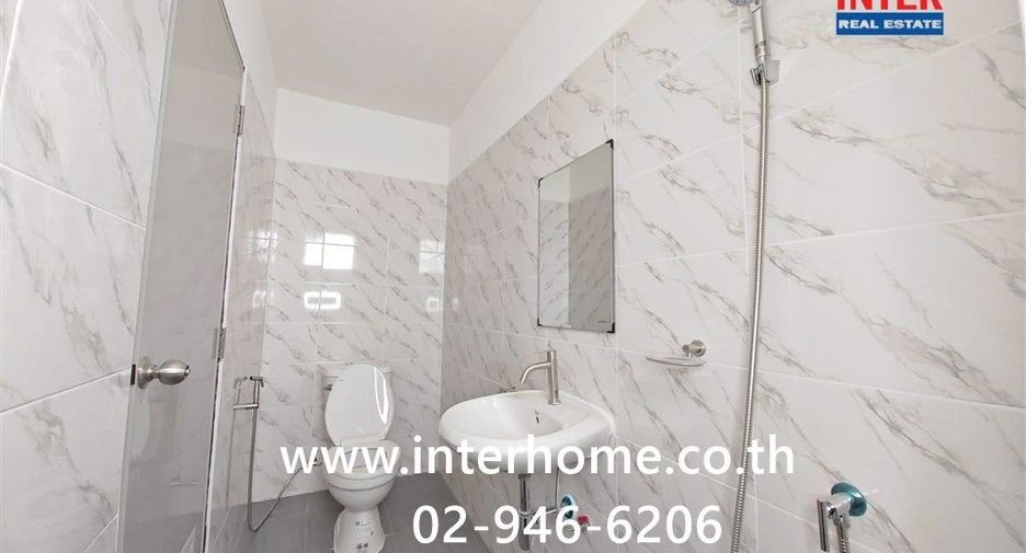 For sale 3 bedrooms retail Space in Mueang Nakhon Pathom, Nakhon Pathom