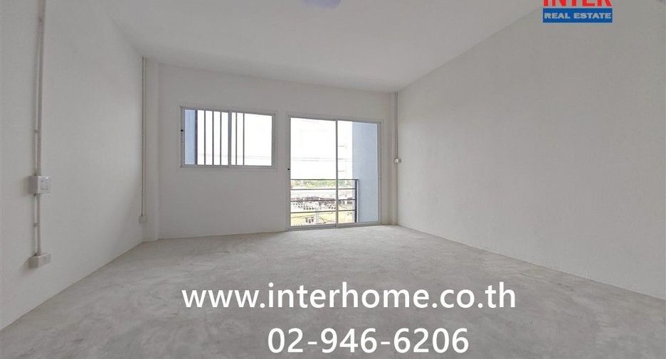 For sale 3 bedrooms retail Space in Mueang Nakhon Pathom, Nakhon Pathom