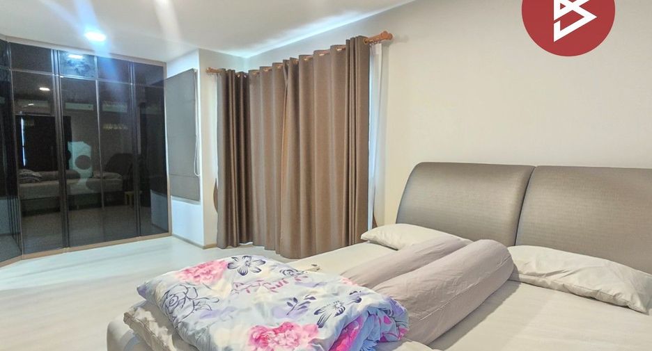 For sale 3 bedrooms house in Mueang Samut Prakan, Samut Prakan