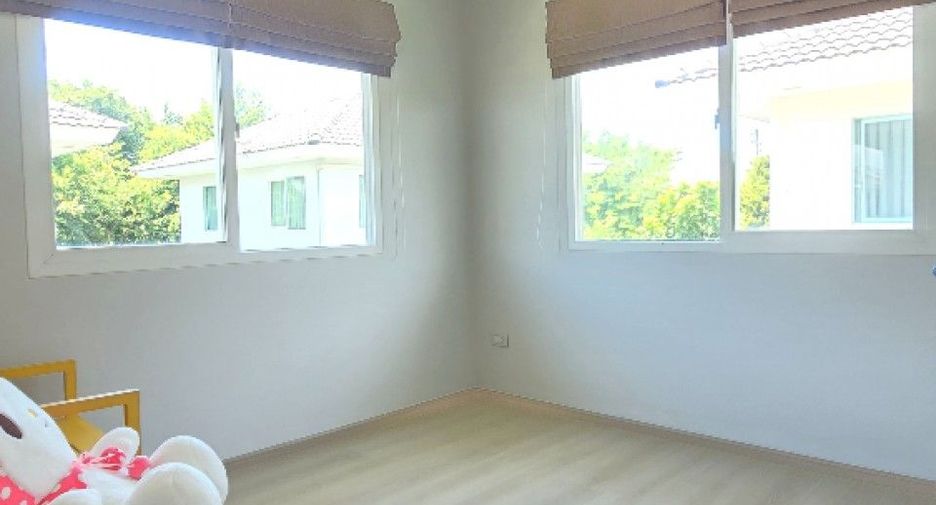 For sale 3 bedrooms house in Mueang Samut Prakan, Samut Prakan