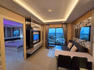 Condo en alquiler y en venta de 1 habitaciones en Bang Lamung, Chonburi