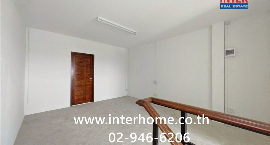 For sale 3 ベッドルーム retail Space in Mueang Nakhon Pathom, Nakhon Pathom