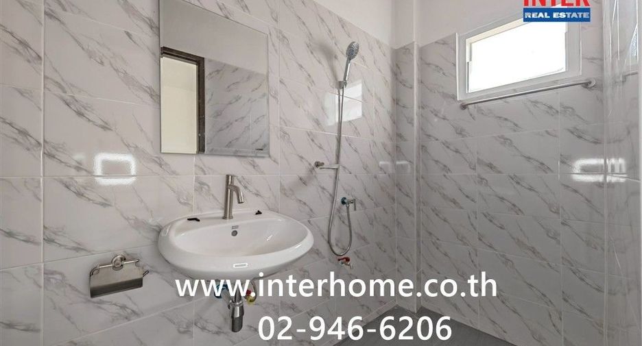 For sale 3 ベッドルーム retail Space in Mueang Nakhon Pathom, Nakhon Pathom