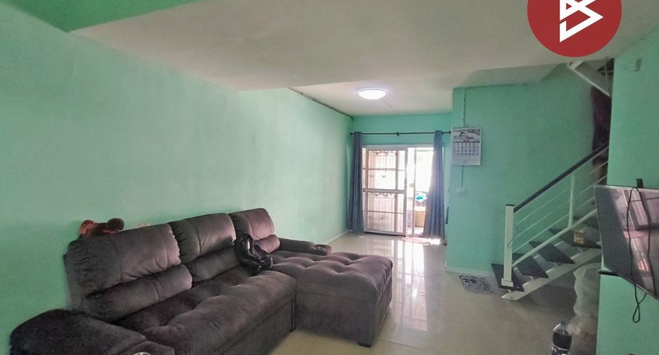 Casa adosada en venta de 3 habitaciones en Mueang Samut Prakan, Samut Prakan
