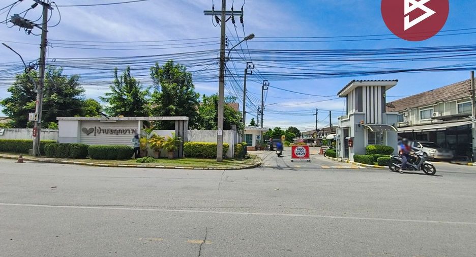 Casa adosada en venta de 3 habitaciones en Mueang Samut Prakan, Samut Prakan
