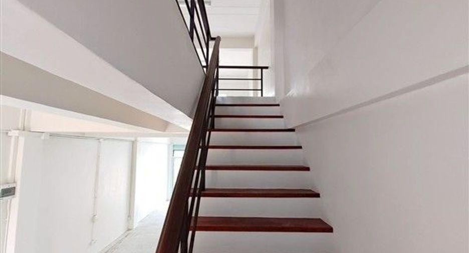 ขาย 3 ห้องนอน พื้นที่ค้าปลีก ใน เมืองนครปฐม, นครปฐม