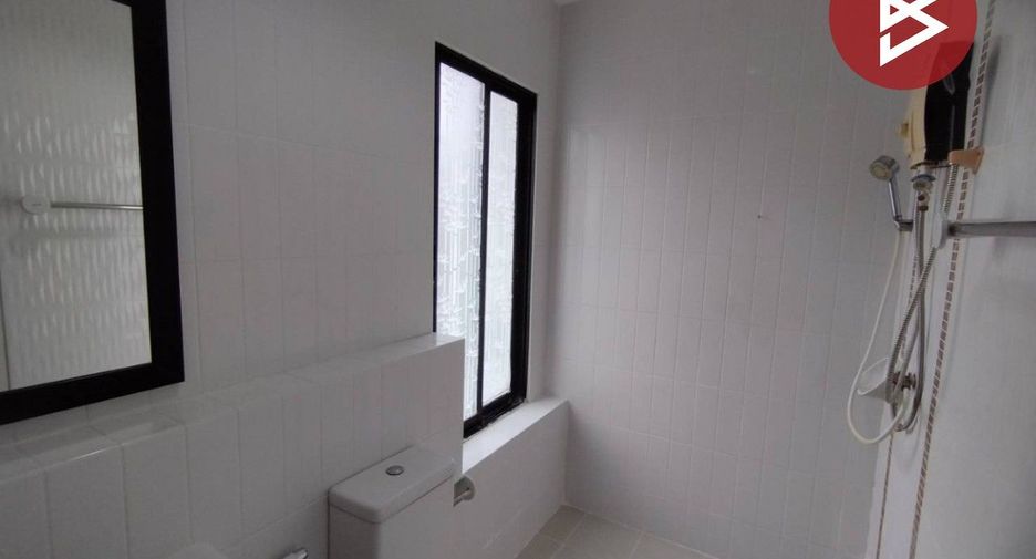 À vendre 3 chambres maison de ville à Mueang Samut Sakhon, Samut Sakhon