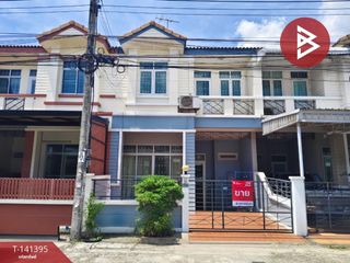 For sale 3 bedrooms townhouse in Khlong Sam Wa, Bangkok