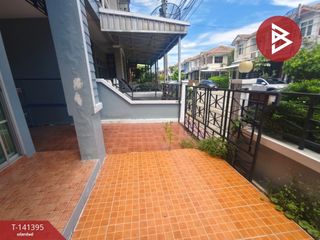 For sale 3 bedrooms townhouse in Khlong Sam Wa, Bangkok