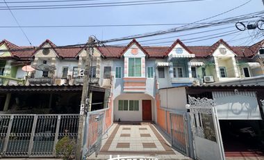 For sale 2 bedrooms townhouse in Khan Na Yao, Bangkok