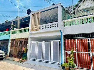 Reihenhaus zum Kauf mit 2 Zimmer in Mueang Chon Buri, Chonburi