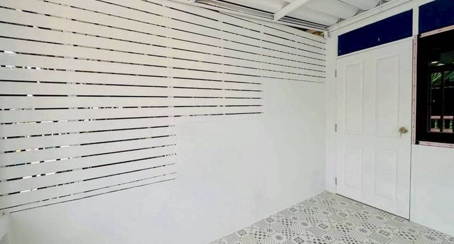 Reihenhaus zum Kauf mit 2 Zimmer in Mueang Chon Buri, Chonburi